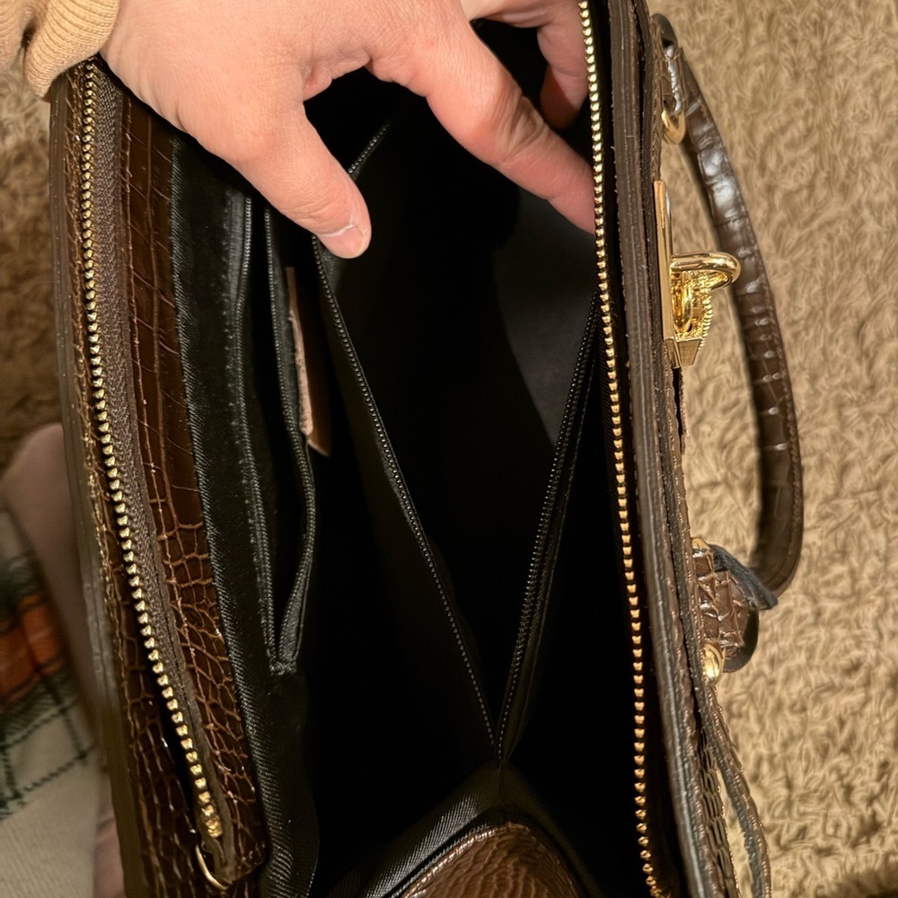 Massimo Castelli Brown Croc-Embossed Large Leather Bag - Picture 4 of 11